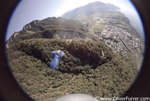 VR 360° camera view on the base jump