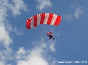 spezial event tandem skydive under parachute